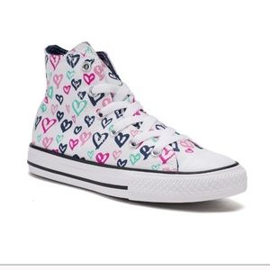 Converse Hearts Chucks women’s juniors 5.5 7